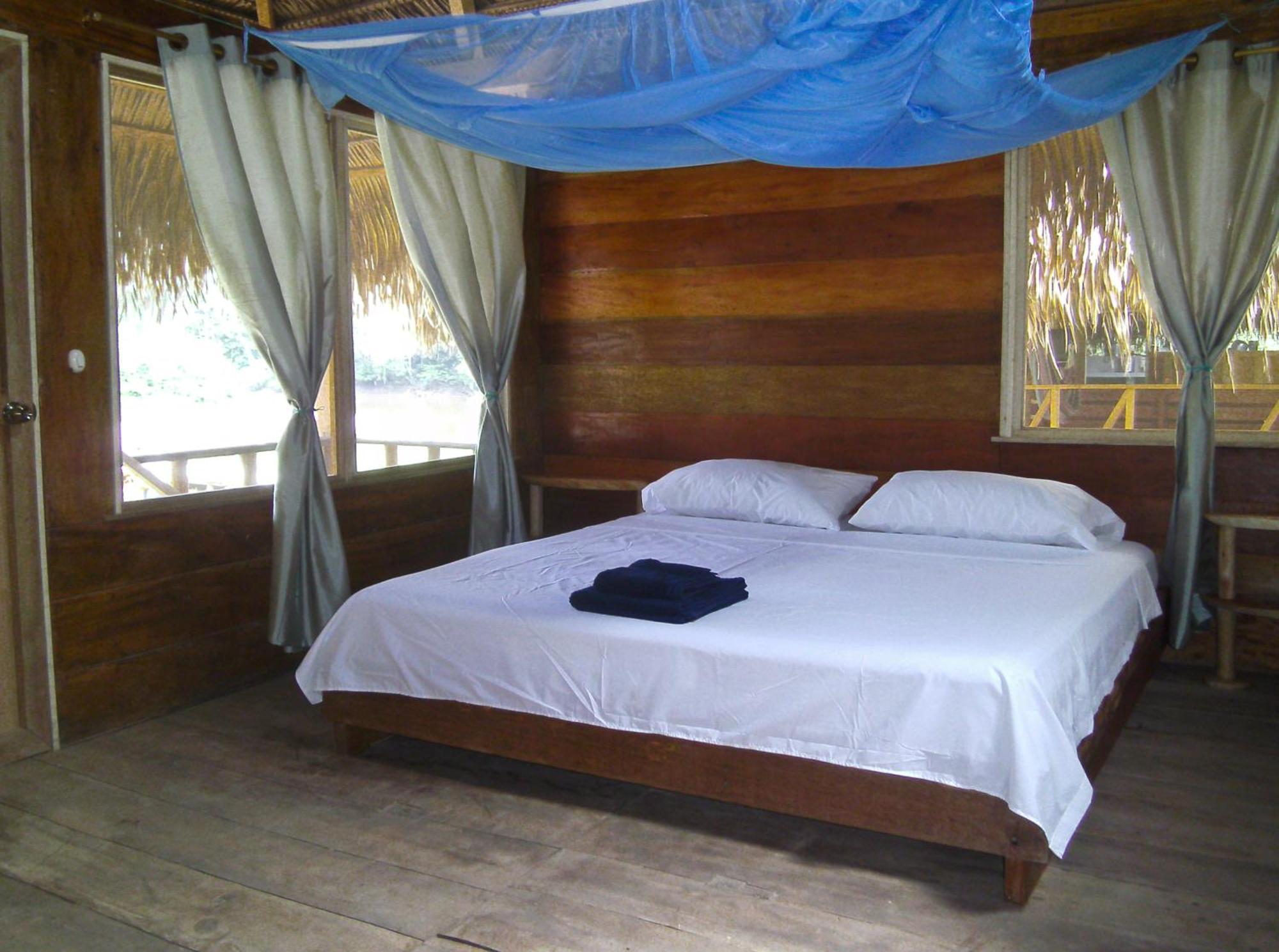 Aguas Negras River Lodge Puerto Montufar Exterior foto